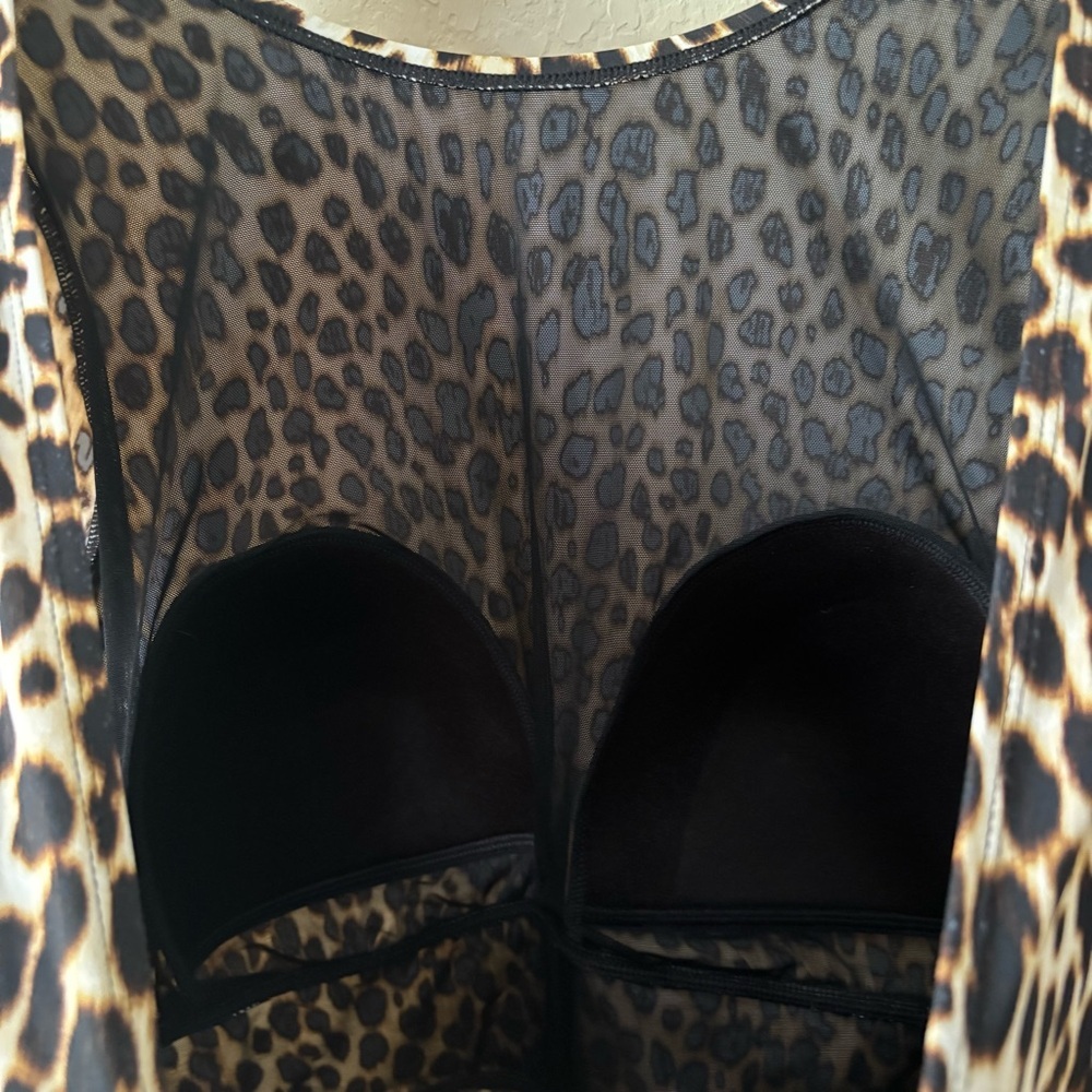 torrid | Women's Leopard Animal Print Cap Sleeve One Piece Swimsuit Size 4X - Picture 9 of 10